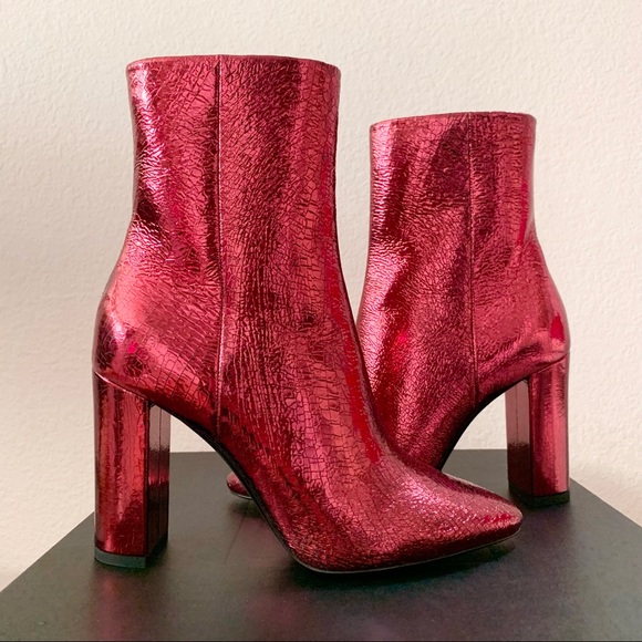 Saint Laurent ruby boots - Picture 13 of 16
